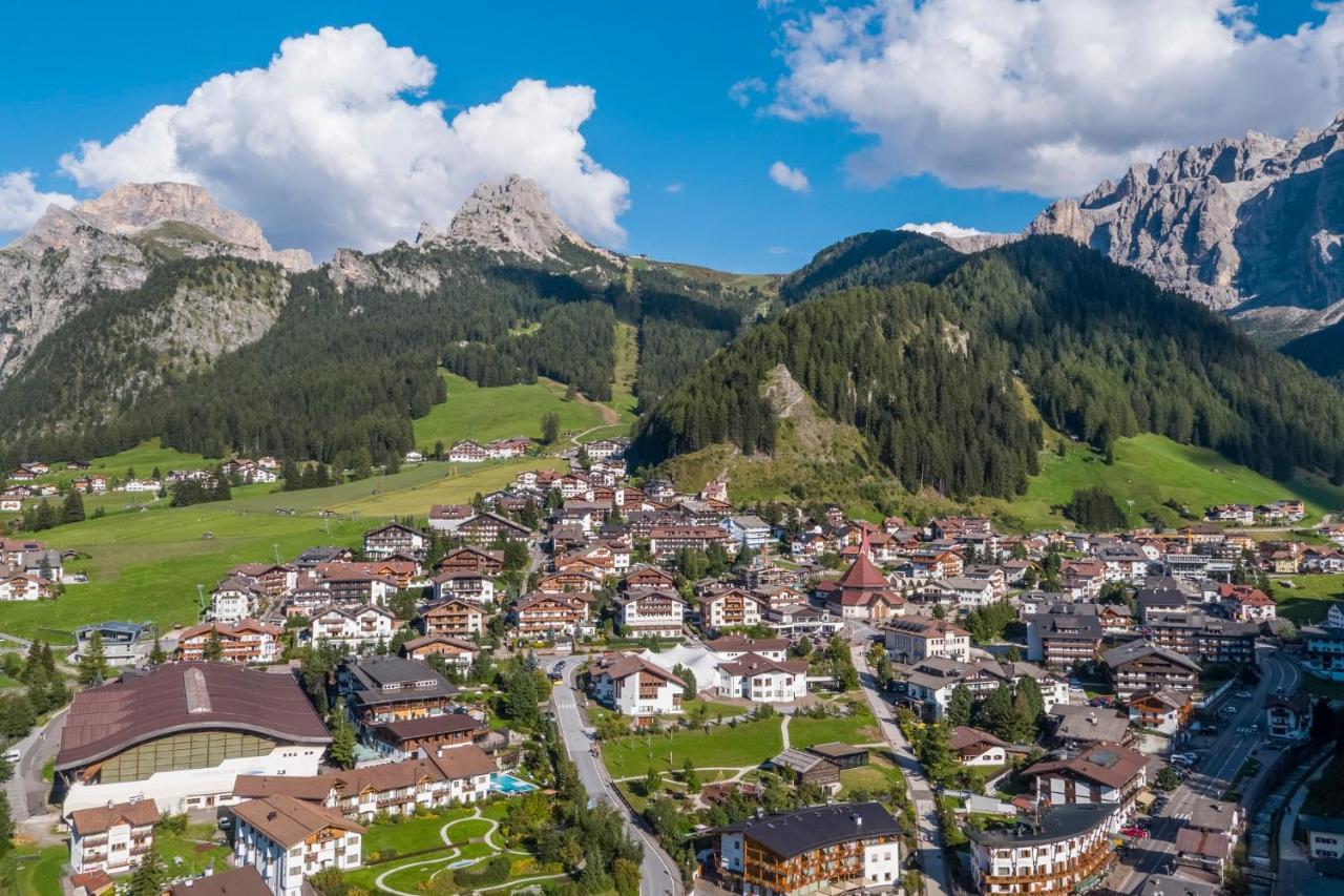 Astor Suites B&B Selva di Val Gardena Ngoại thất bức ảnh